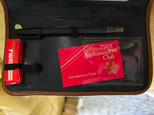 Vintage 1984 TWA Trans World Airlines Travel Organizer Case w/ Ambassadors Club