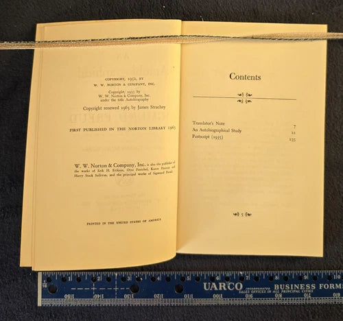 Sigmund Freud An Autobiographical Study - James Steachey The Norton Library 1963