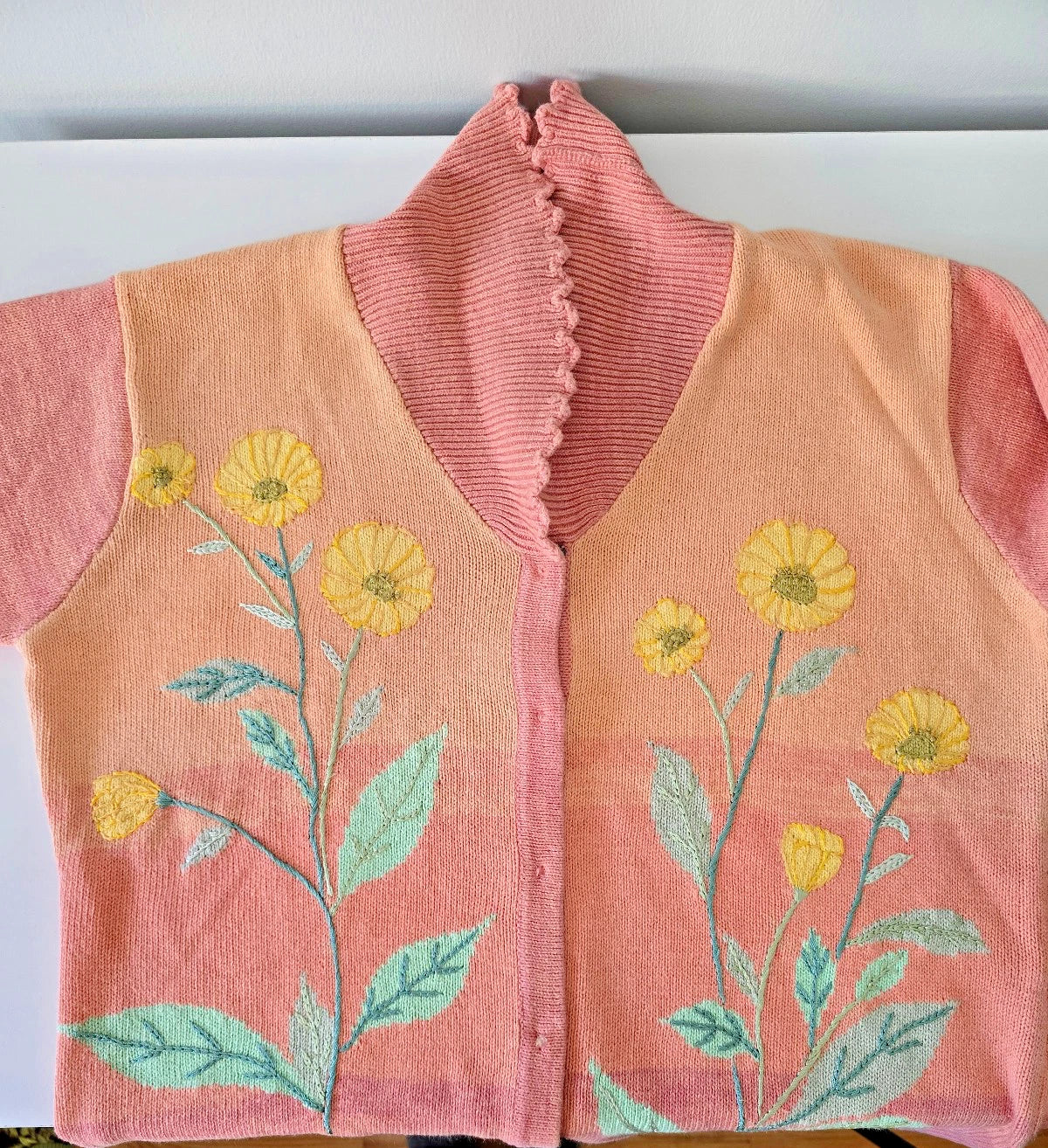VTG Storybook Knits Cardigan Sweater 1X Spring Peachy Blush Yellow Asteraceae