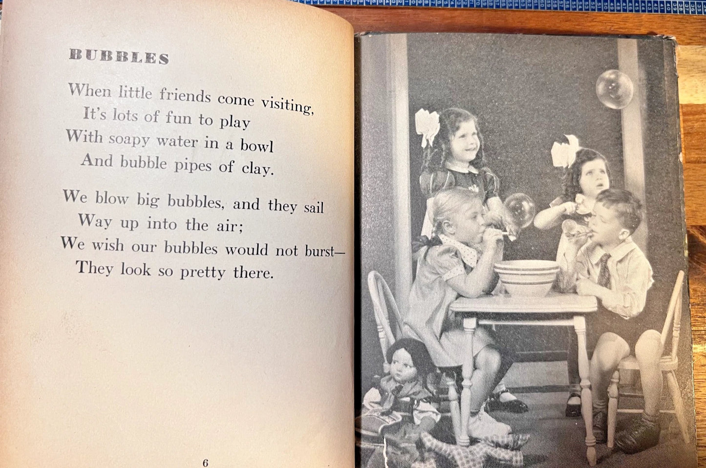 Happy Days Photography Book Happy Children - Rand McNally Chicago