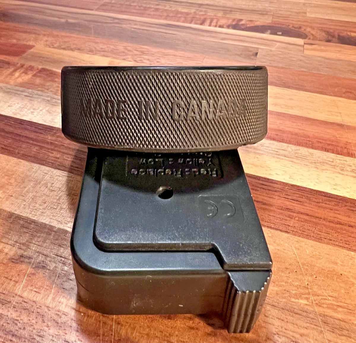NHL Official Game Puck Chicago Blackhawks 2002-2004 | Made in Canada